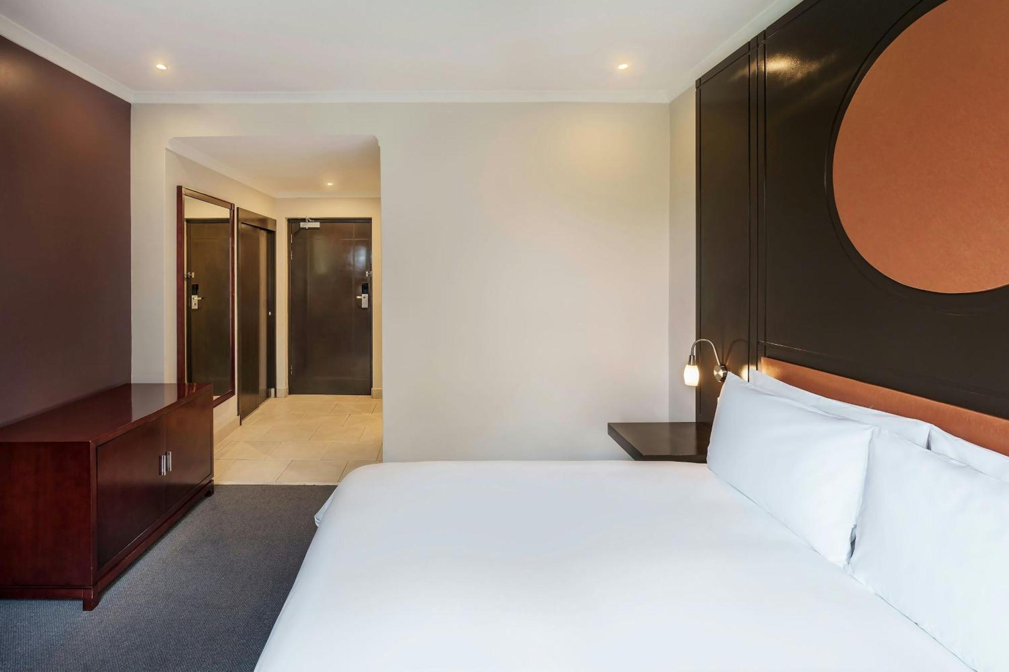 Protea Hotel By Marriott Ндола Екстериор снимка
